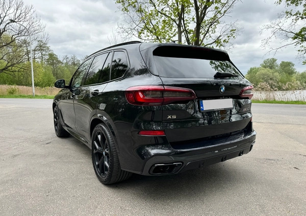 BMW X5 M cena 315000 przebieg: 115800, rok produkcji 2020 z Zielonka małe 379